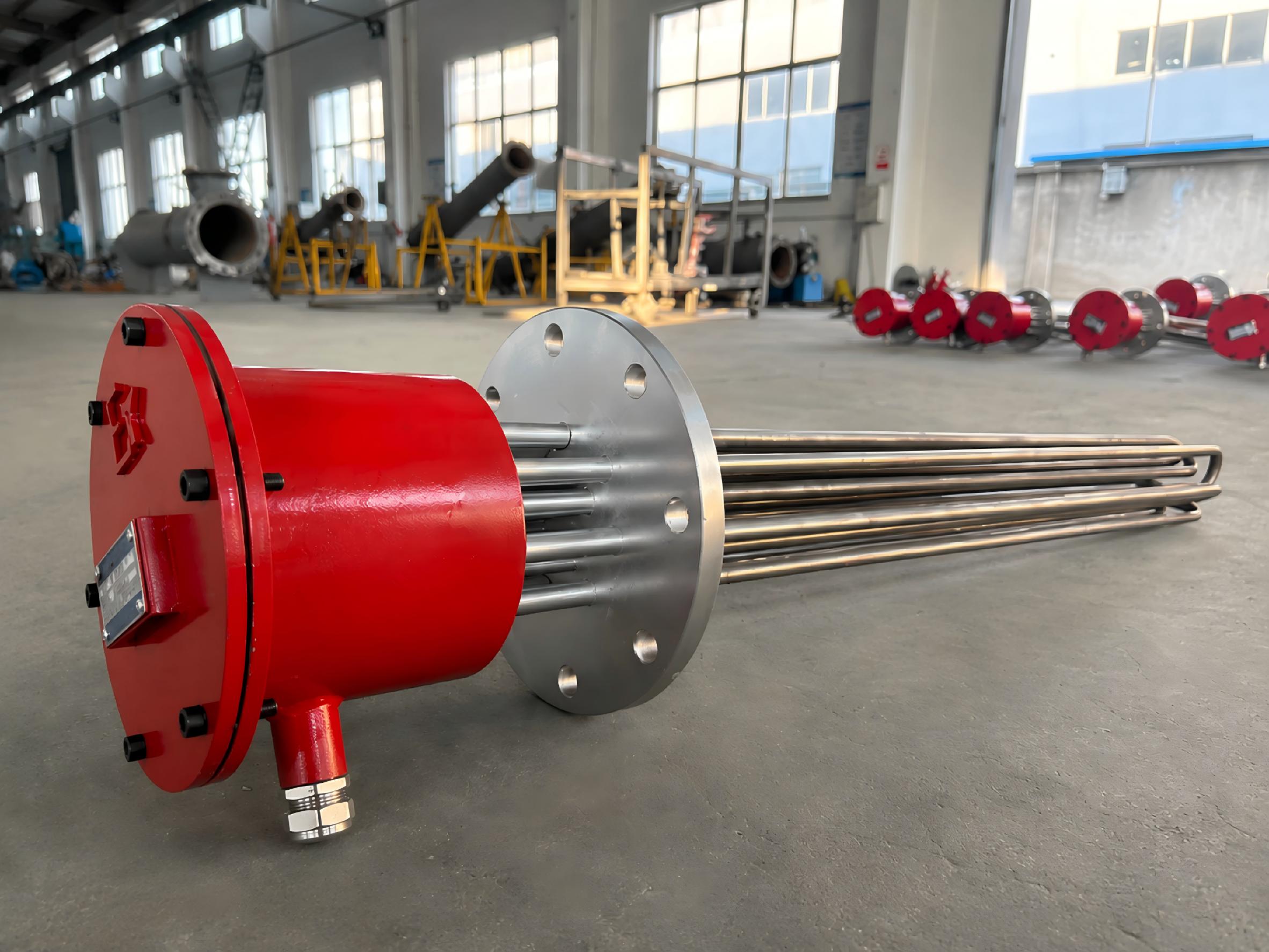 electric-liquid-process-fluid-heaters Flanged immersion heater structure for electric tank heating applications