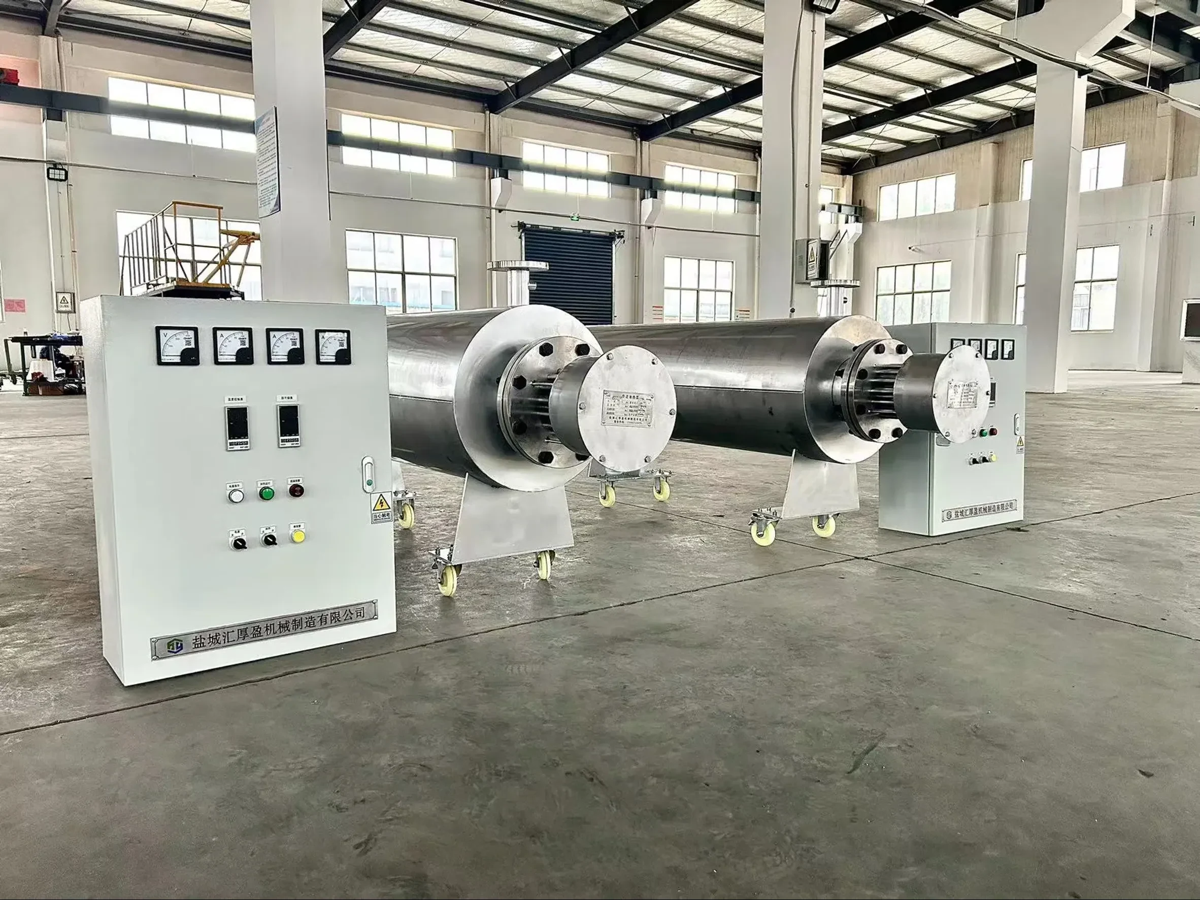 electric-liquid-process-fluid-heaters Electric heavy oil heater package with control cabinet