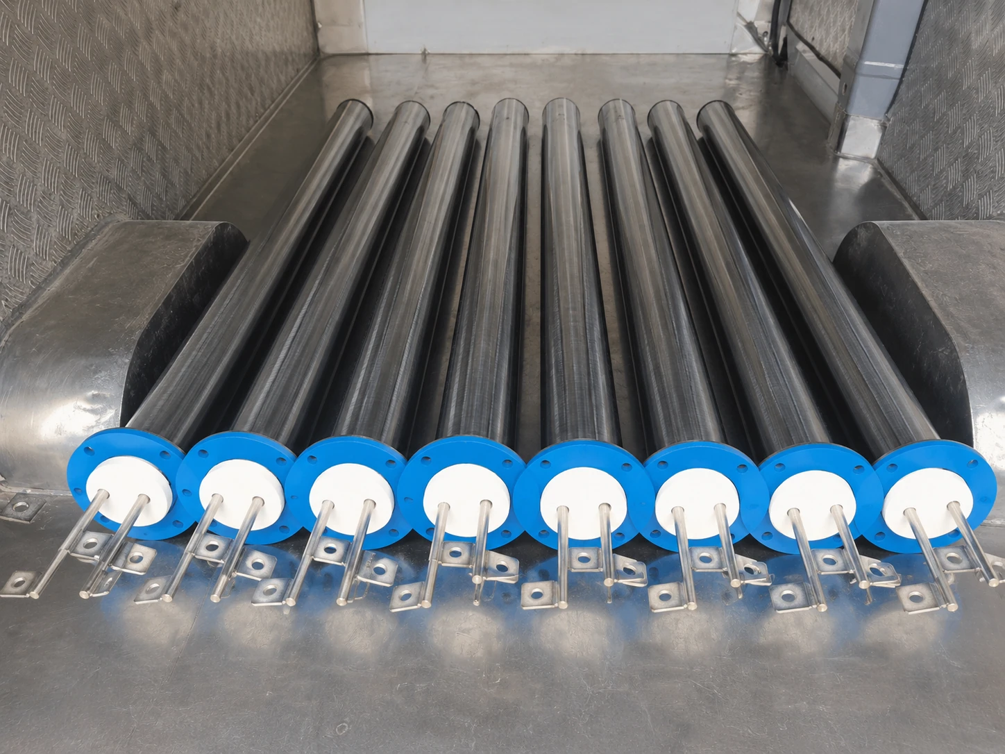 Electric radiant tube heater product overview with assembled radiant tubes