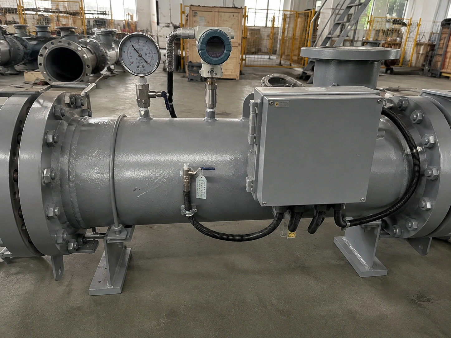 Electric pipeline heater safety protection with pressure gauge, transmitter and terminal box